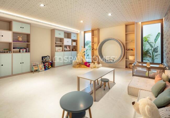 Golf View Villa with a High Level of Privacy in Marbella 17