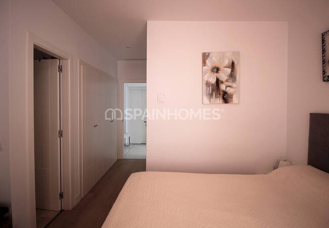 Sea View Villa in a Complex with Infinity Pool in Benalmadena 41