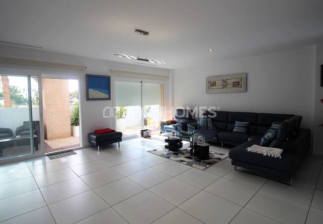 Sea View Villa in a Complex with Infinity Pool in Benalmadena 43