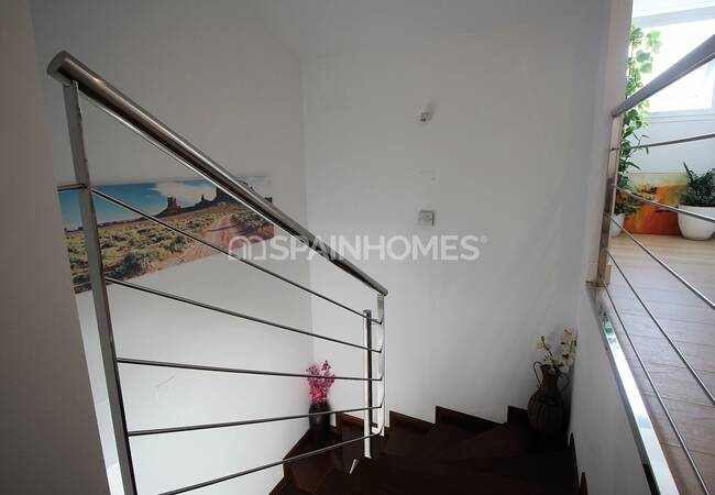 Sea View Villa in a Complex with Infinity Pool in Benalmadena 18