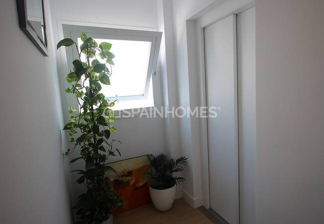 Sea View Villa in a Complex with Infinity Pool in Benalmadena 20