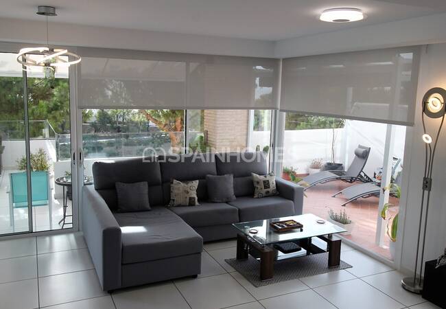 Sea View Villa in a Complex with Infinity Pool in Benalmadena 30