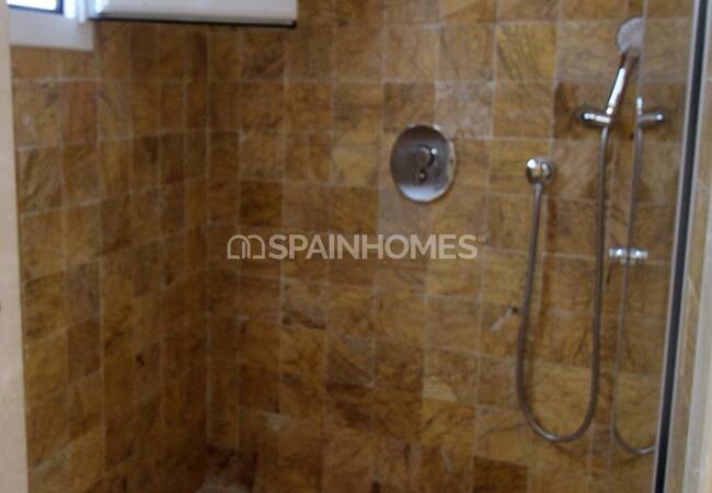 Sea View Villa in a Complex with Infinity Pool in Benalmadena 39