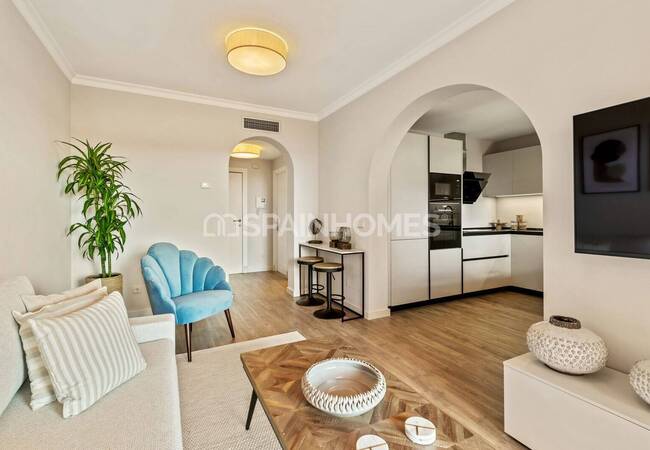Apartments in Benahavis Surrounded by Golf Courses and Greenery 12
