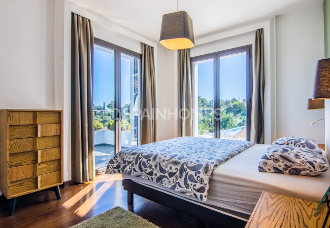 Villa with Picturesque Sea View in Ojen Close to Golf and Beach 40