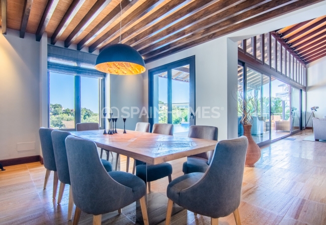 Villa with Picturesque Sea View in Ojen Close to Golf and Beach 18