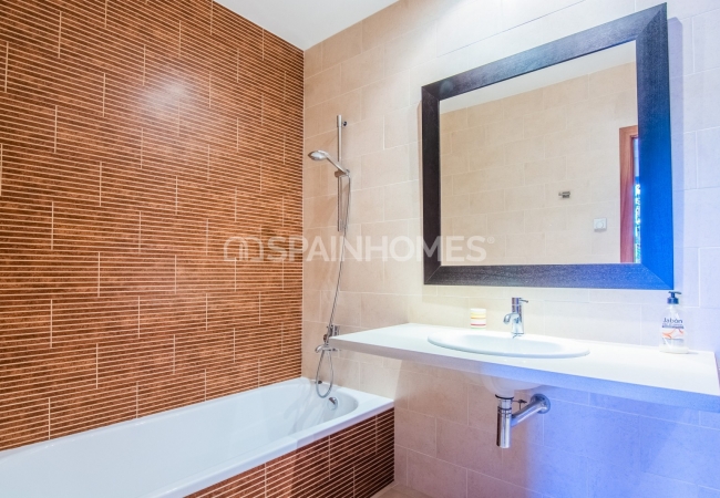 Villa with Picturesque Sea View in Ojen Close to Golf and Beach 52