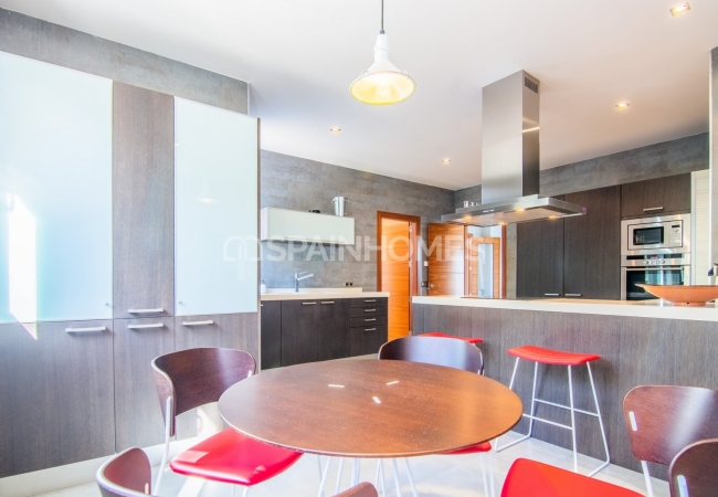 Villa with Picturesque Sea View in Ojen Close to Golf and Beach 20