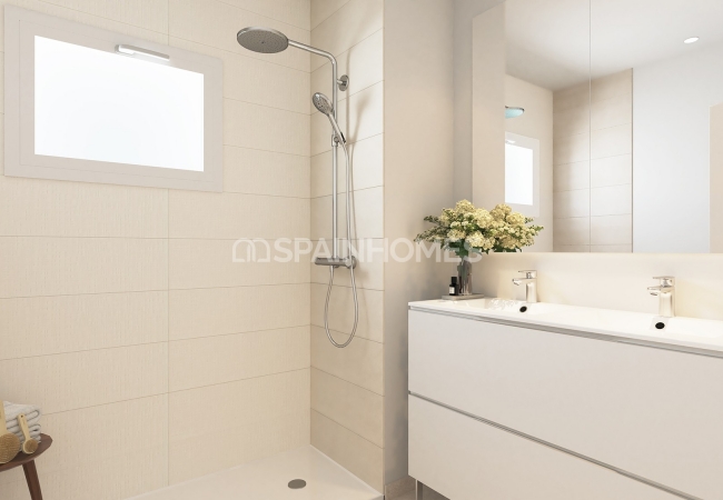 Low Maintenance Cost Real Estate in Prima Location in Estepona 16