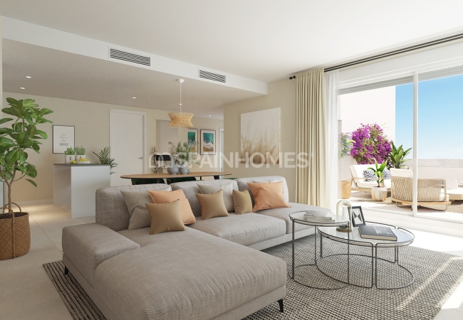 Low Maintenance Cost Real Estate in Prima Location in Estepona 11