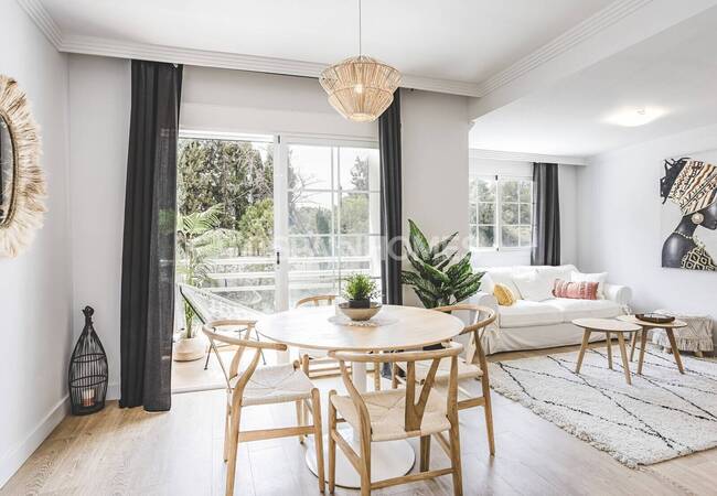 Marbella'da Deniz ve Dağ Manzaralı Yenilenmiş Daireler 15
