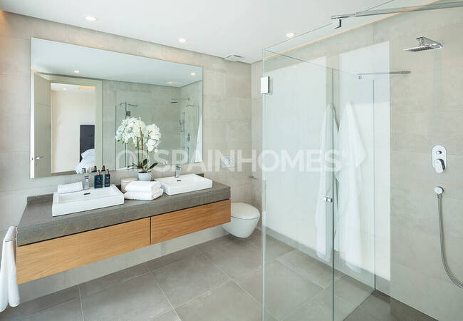 Villa Avec Riches Facilités Près De Puerto Banus À Benahavis 21