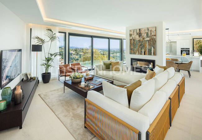 Villa Avec Riches Facilités Près De Puerto Banus À Benahavis 24