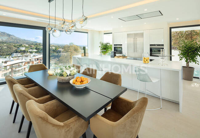 Villa Avec Riches Facilités Près De Puerto Banus À Benahavis 26