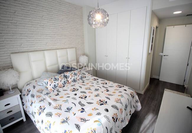 South-oriented Flat Near the Beach of Torremolinos Benalmadena 16