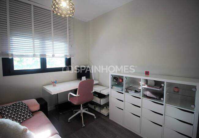 South-oriented Flat Near the Beach of Torremolinos Benalmadena 24