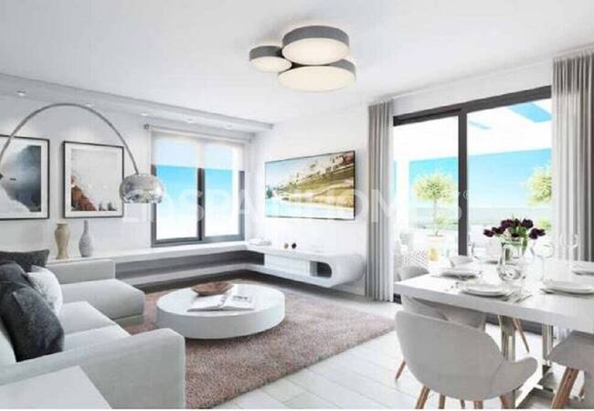 Málaga'da Avantajlı Konumda Teraslı Çatı Katı Daire 4