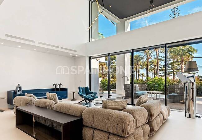 Marbella'da Puerto Banus Yakınında Özel Havuzlu Villa 17