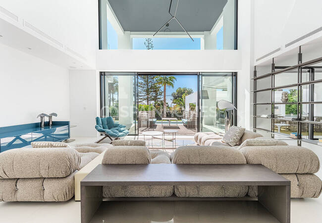 Marbella'da Puerto Banus Yakınında Özel Havuzlu Villa 18