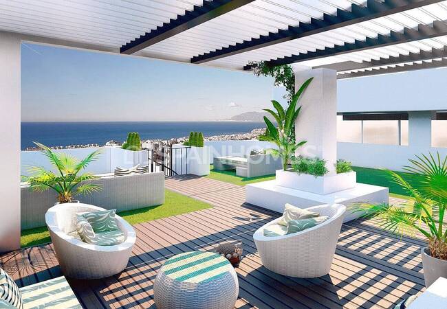 Rincon De La Victoria'da Sahile Yakın Deniz Manzaralı Daireler 11