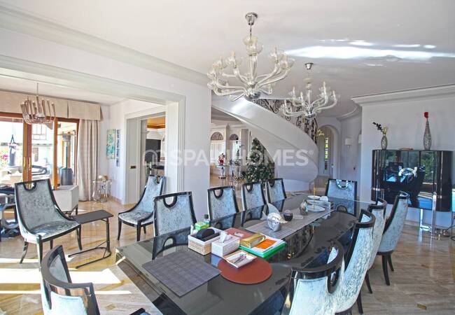 Herenhuis Als Fantastische Investeringsmogelijkheid In Benahavis 69
