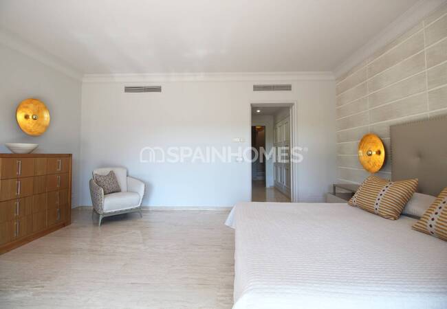 Herenhuis Als Fantastische Investeringsmogelijkheid In Benahavis 58