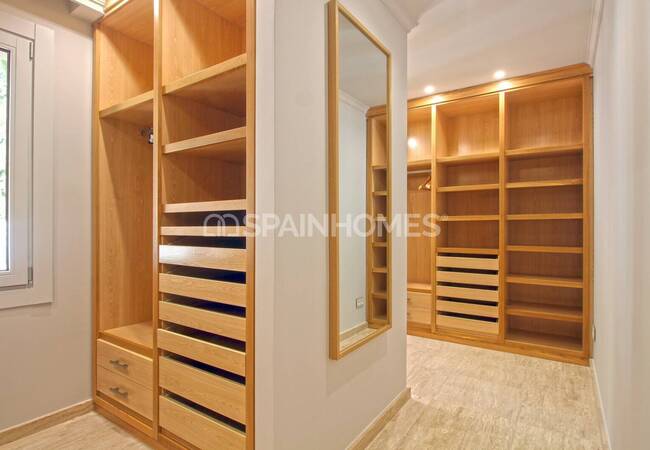 Herenhuis Als Fantastische Investeringsmogelijkheid In Benahavis 35