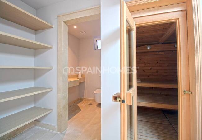 Herenhuis Als Fantastische Investeringsmogelijkheid In Benahavis 44