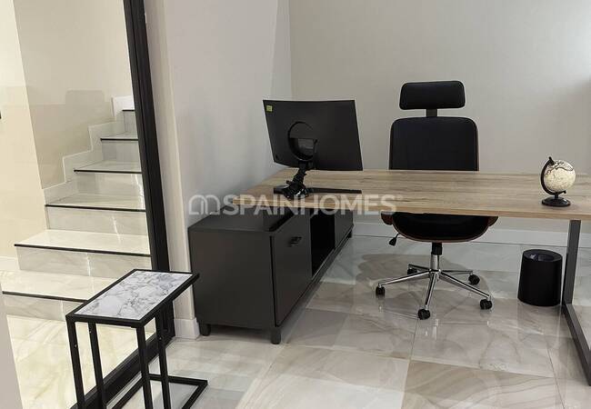 Recently Renovated Spacious Offices in San Pedro Marbella 16
