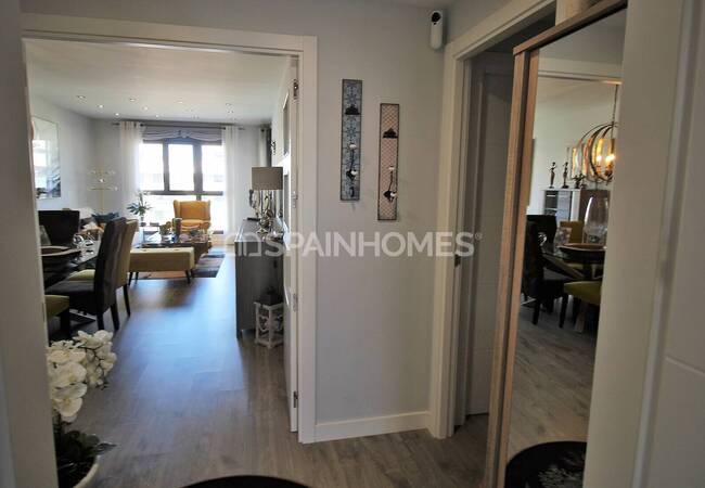 Sea-view Modern Apartment Near the Beach in Torremolinos 19