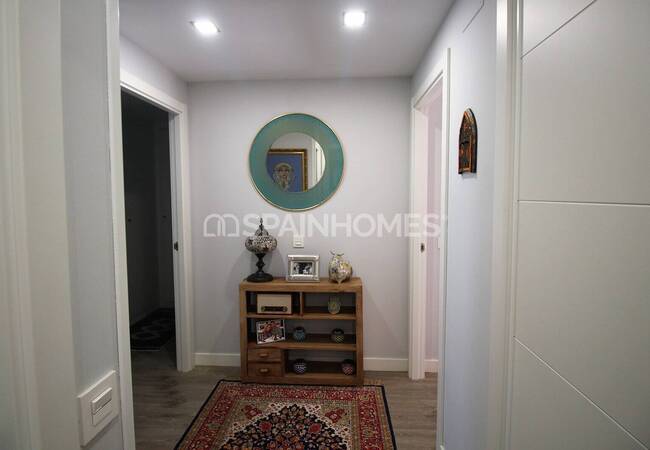 Sea-view Modern Apartment Near the Beach in Torremolinos 26