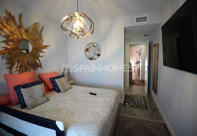 Sea-view Modern Apartment Near the Beach in Torremolinos 28