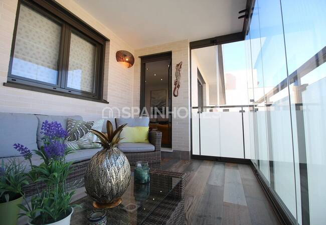 Sea-view Modern Apartment Near the Beach in Torremolinos 18