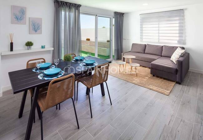 Benalmadena'da Kısa Süreli Kiralamaya Uygun Plaja Sıfır Daireler 15