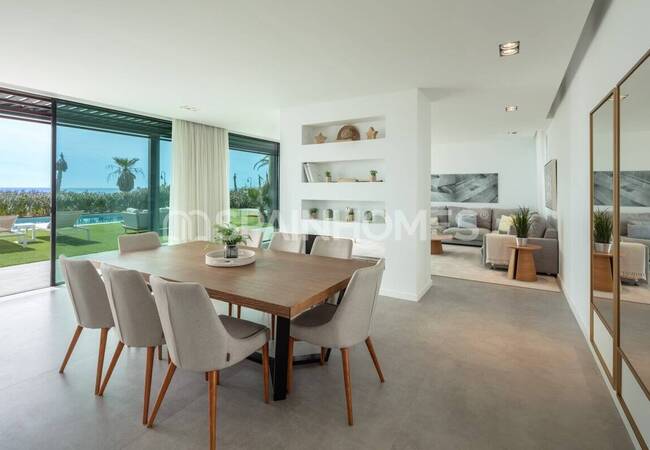 Ready to Move Beachfront Villa on Estepona's New Golden Mile 14
