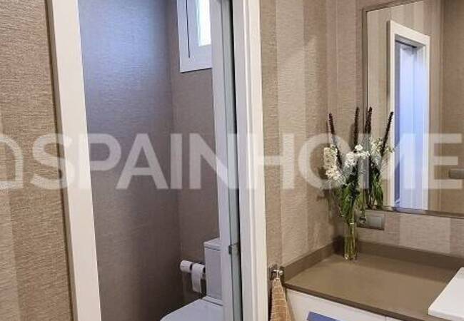 Вилла с Видом на Море и Гостевой Квартирой в Малаге 18