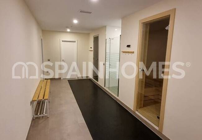 Вилла с Видом на Море и Гостевой Квартирой в Малаге 24