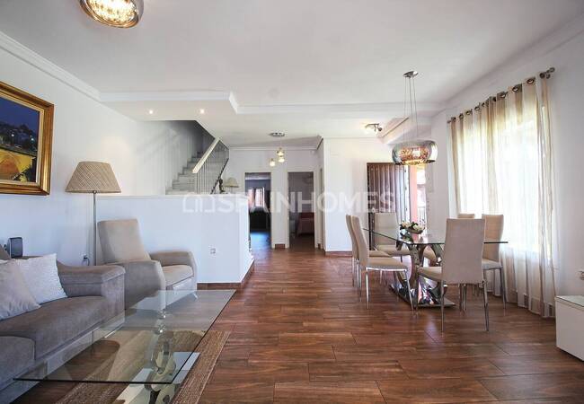 Villa with Sea View and Private Pool in Velez-malaga 11