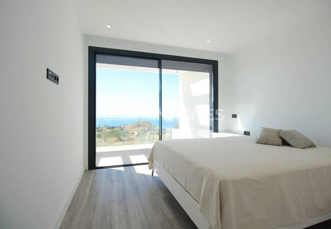 Ruime Villa Met Panoramisch Uitzicht Op Zee In Benalmadena 14