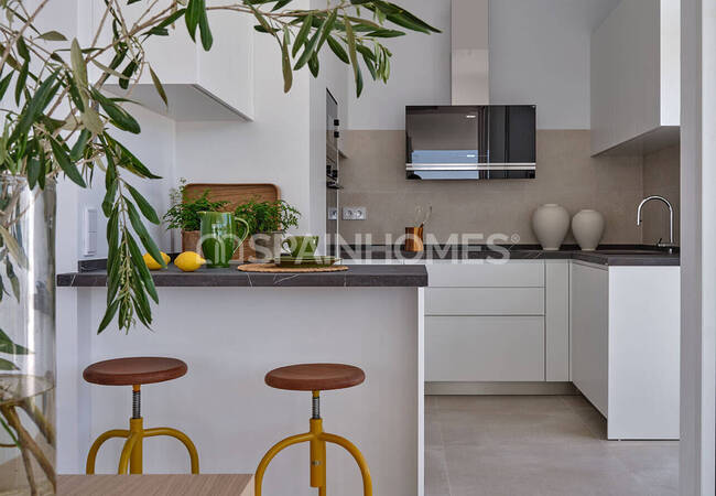 Quality Villas with Sea Views in Marbella's Prime Location 14