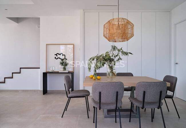 Quality Villas with Sea Views in Marbella's Prime Location 13