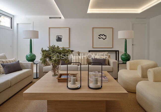 Quality Villas with Sea Views in Marbella's Prime Location 25