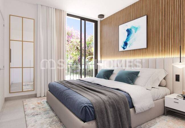 Mijas Calahonda'da Deniz Kıyısında 4 Yatak Odalı Şık Villalar 10