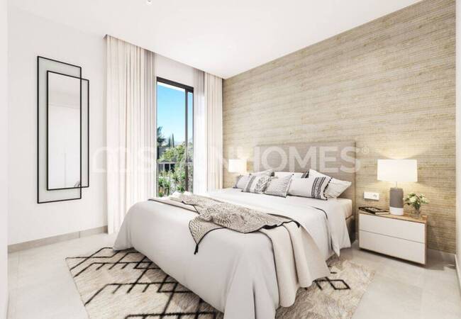 Mijas Calahonda'da Deniz Kıyısında 4 Yatak Odalı Şık Villalar 13