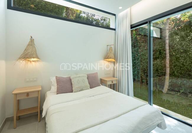Serenely Beautiful Villa with Nature Views in Estepona 18