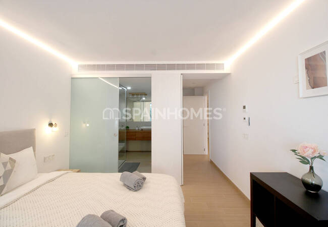 Elegant Apartment Steps Away From Fuengirola’s Shore 27
