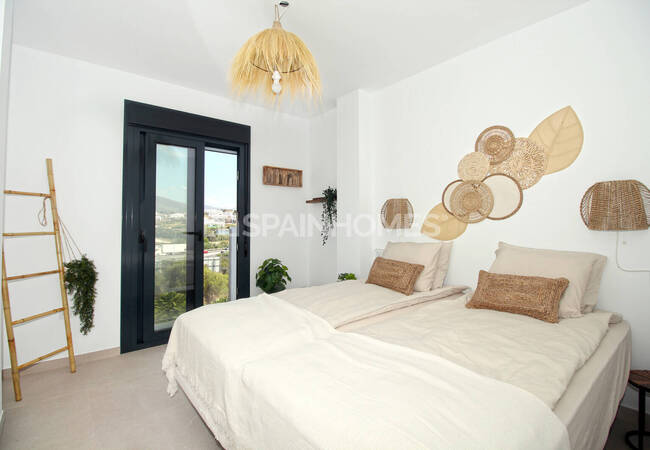 Дуплекс Пентхаус Квартира со Скандинавским Дизайном в Эстепоне 23