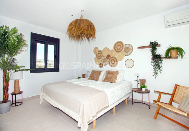 Дуплекс Пентхаус Квартира со Скандинавским Дизайном в Эстепоне 26