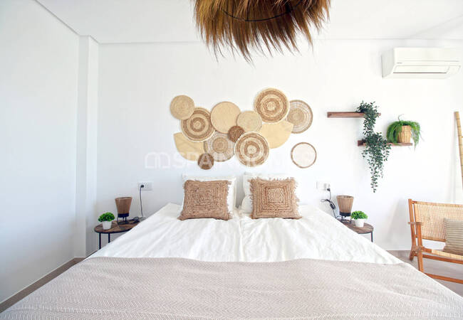 Дуплекс Пентхаус Квартира со Скандинавским Дизайном в Эстепоне 27