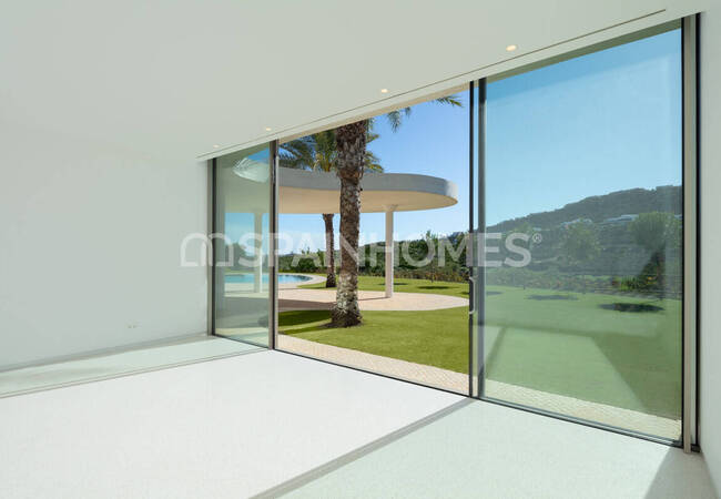 Detached Key-ready House with a Swimming Pool in Casares 20